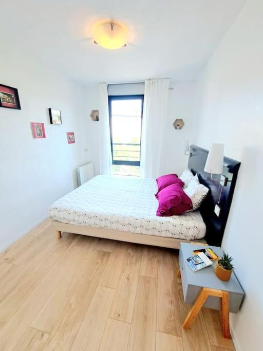 Le Valmy: Appartement Lumineux Au Pied Du Metro Lyon Exterior foto